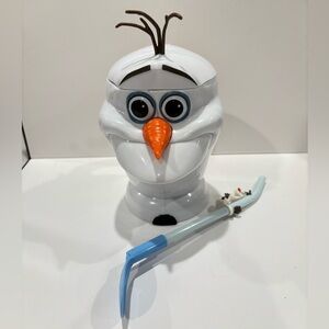 Disney on Ice Collectible Olaf the Snowman Cup and Straw